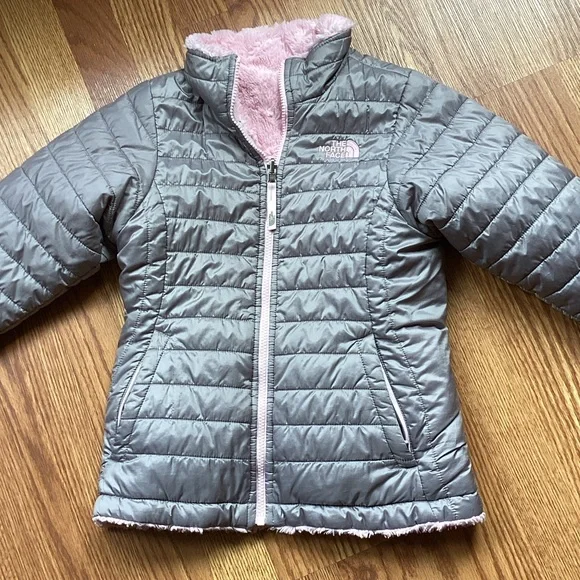 Hang Ten Men's White Board Shorts
NWT - Picture 9 of 14